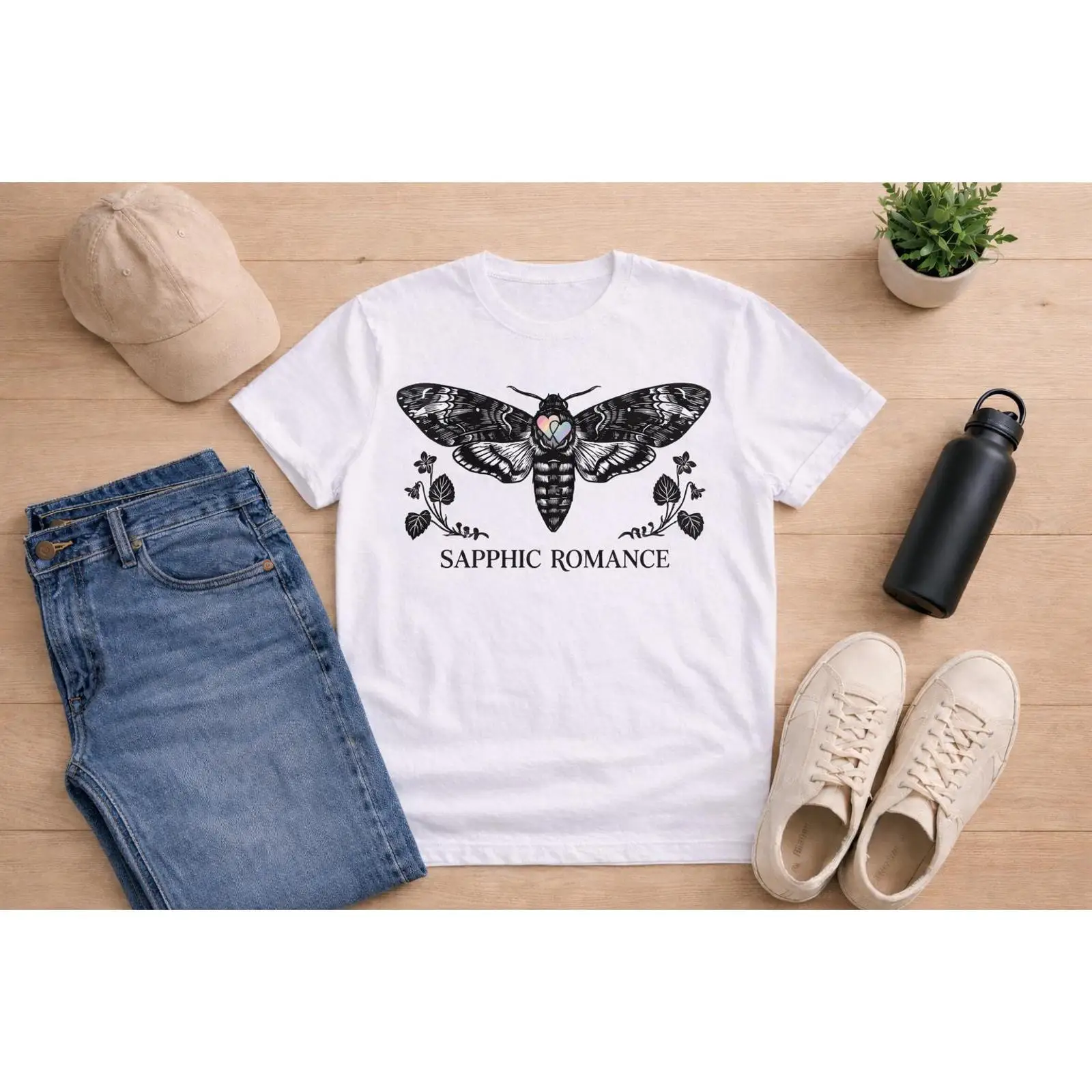 Vintage Queer Fashion - Camiseta Gótica com Estampa de Mariposa