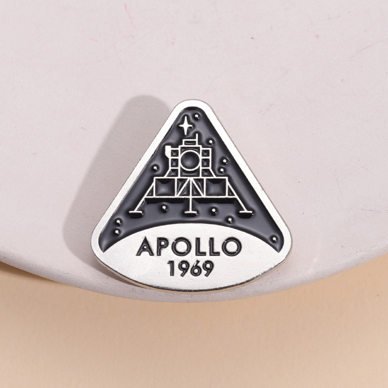 Vintage Fashion Research - Programa espacial astronautas esmalte pinos aviação