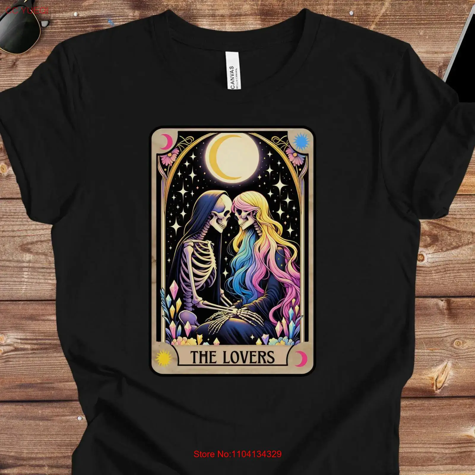 Vintage Queer Fashion - Camiseta Pansexual com Cartas de Tarô