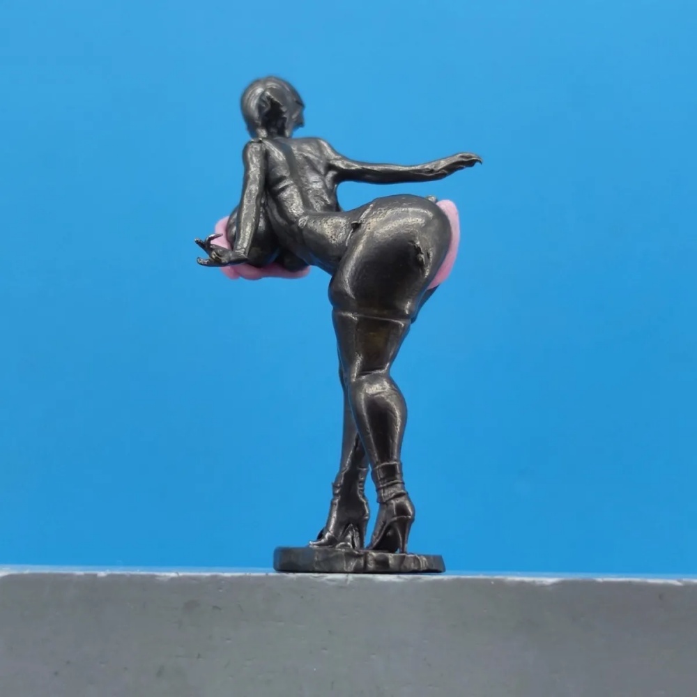 Miniatura Feminina Vintage de  - Vintage Fashion Ornaments avaliação e preço