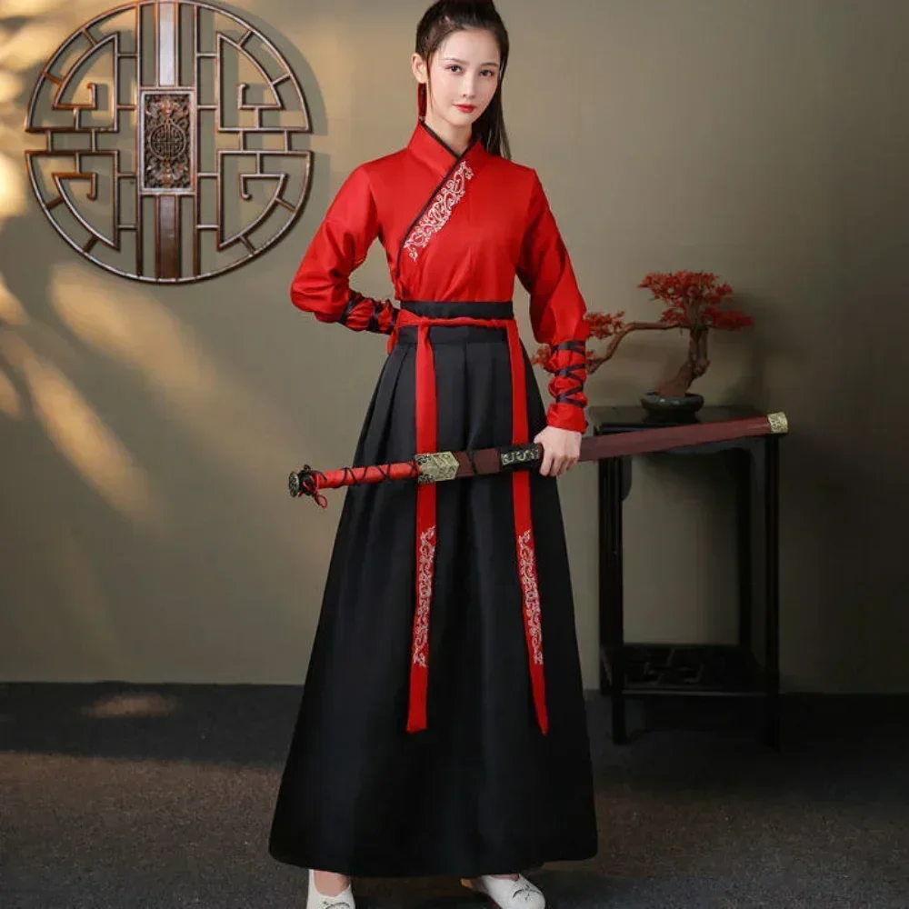 Conjunto Moderno de Saia e Top - Vintage Fashion Queen avaliação e preço